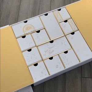 Valmont count down box (no product)